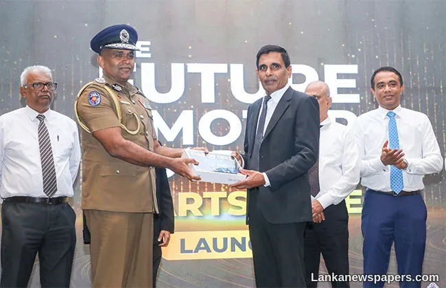 500 tabs issued to police officers in line with introduction of new digital insurance card