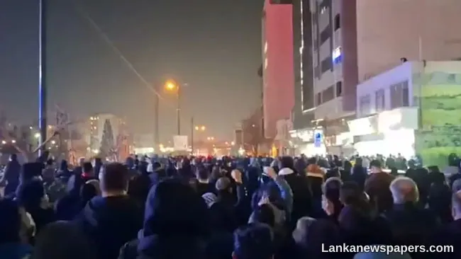 Internet and phones cut in Iran as protesters heed exiled prince s call for mass demonstration