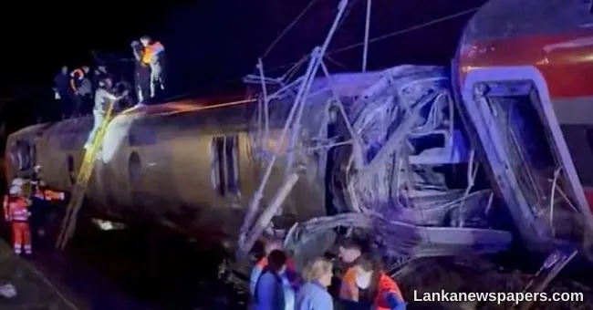 Two high-speed trains derail in Spain, police sources say 21 people killed