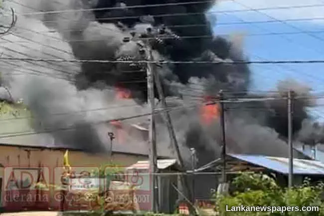 Fire breaks out at helmet factory in Kurunegala