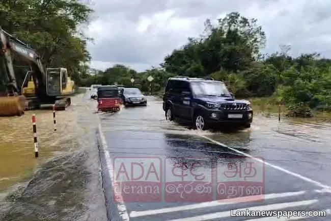 Minor flooding reported on Polonnaruwa–Batticaloa Road