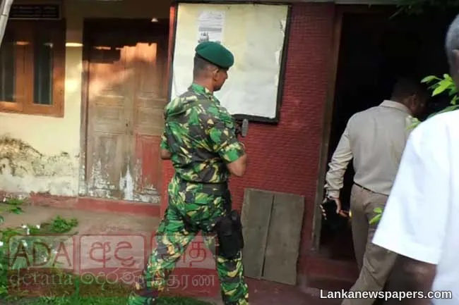 Petrol bomb attack on Gintota house; Police launch probe