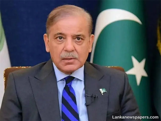 Pakistan PM says can crush aggressors after Afghan strikes
