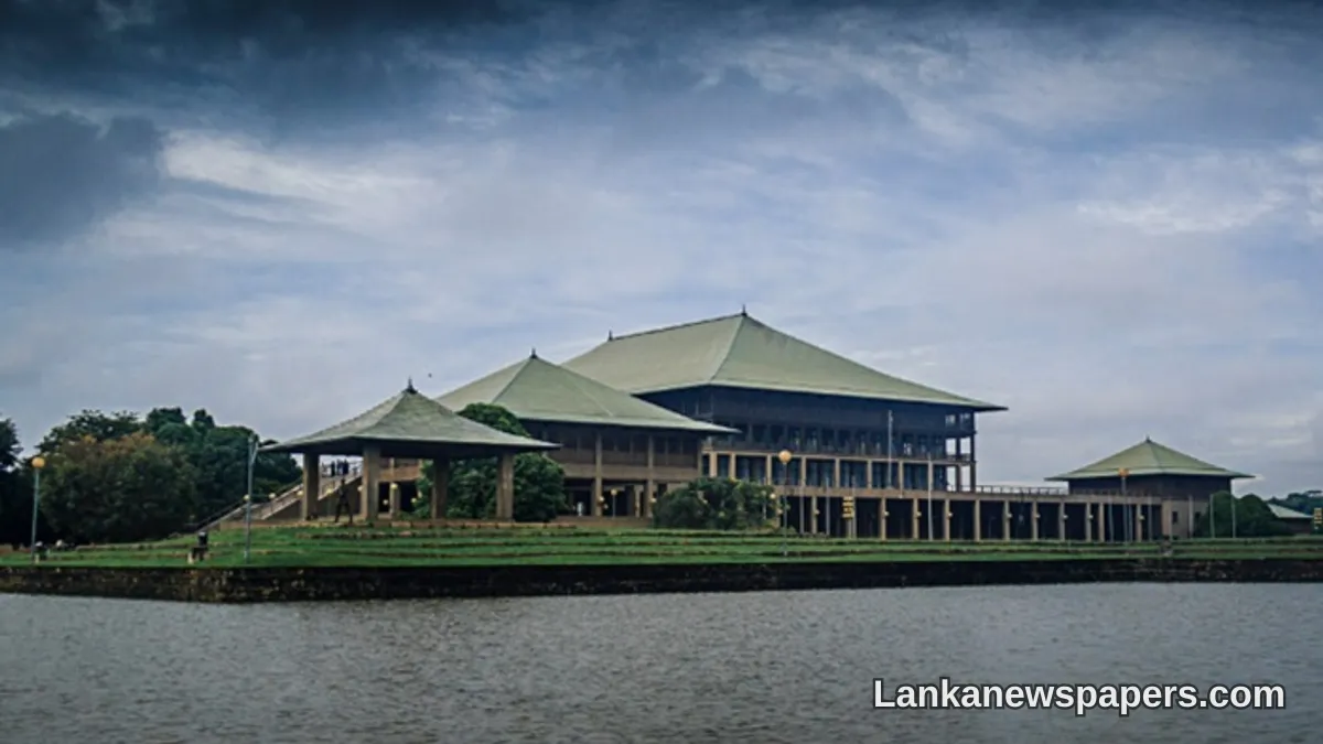 SLMC ජාතික ලැයිස්තු පාර්ලිමේන්තු මන්ත්‍රී අබ්දුල් වාහිඩ් පාර්ලිමේන්තුවෙන් ඉල්ලා අස්වෙයි