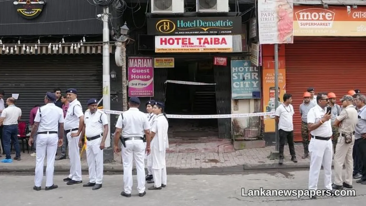 දරුවෙකු සහ කාන්තාවක් ඇතුළු නවදෙනෙකු ජීවිතක්ෂයට — ඉන්දීය හෝටලයක් දැවැන්ත ගිනිදළුවලට ගොදුරු වෙයි