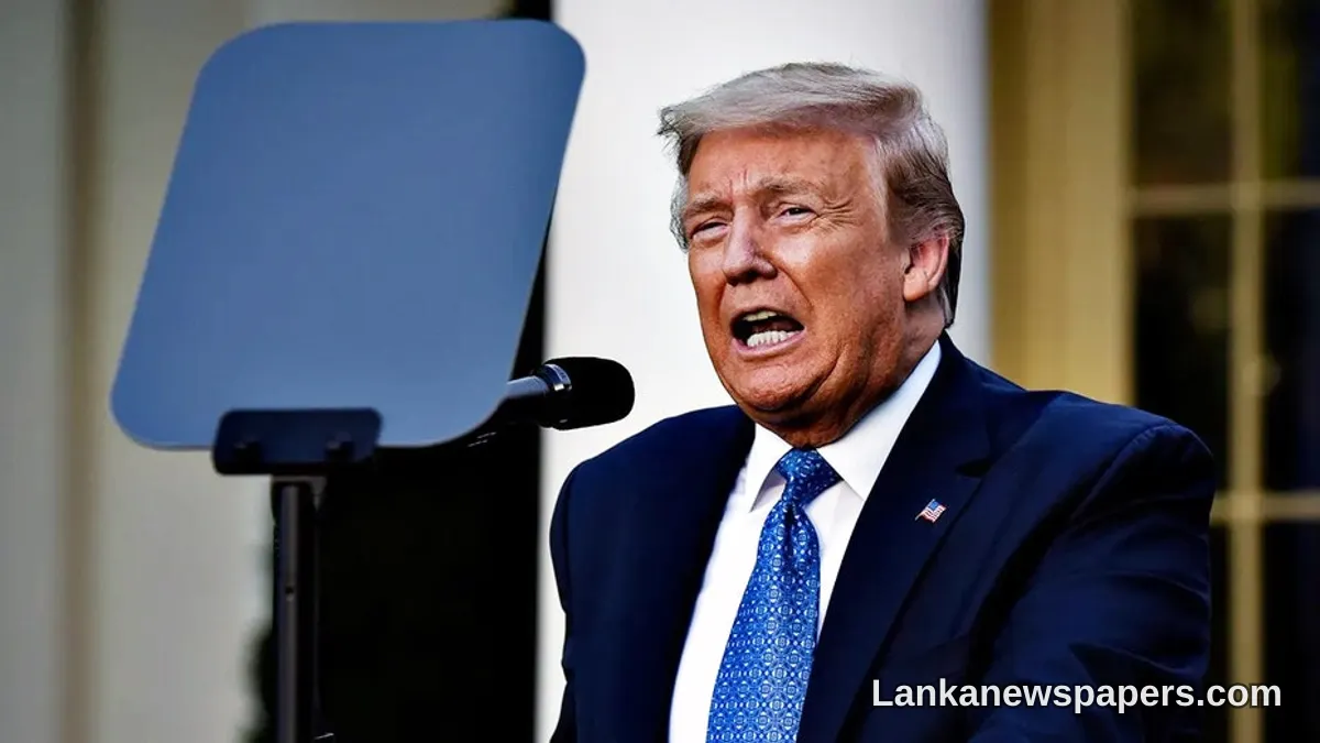 Former White House Teleprompter Operator Fined Over Insider Betting on Trump Speeches