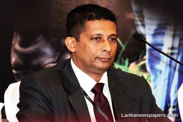 හිටපු රාජ්ය බුද්ධි අංශ ප්රධානී සුරේෂ් සල්ලේ හදිසි ප්රවේශයෙන් කොළඹ ජාතික රෝහලට ඇතුළත් කෙරේ