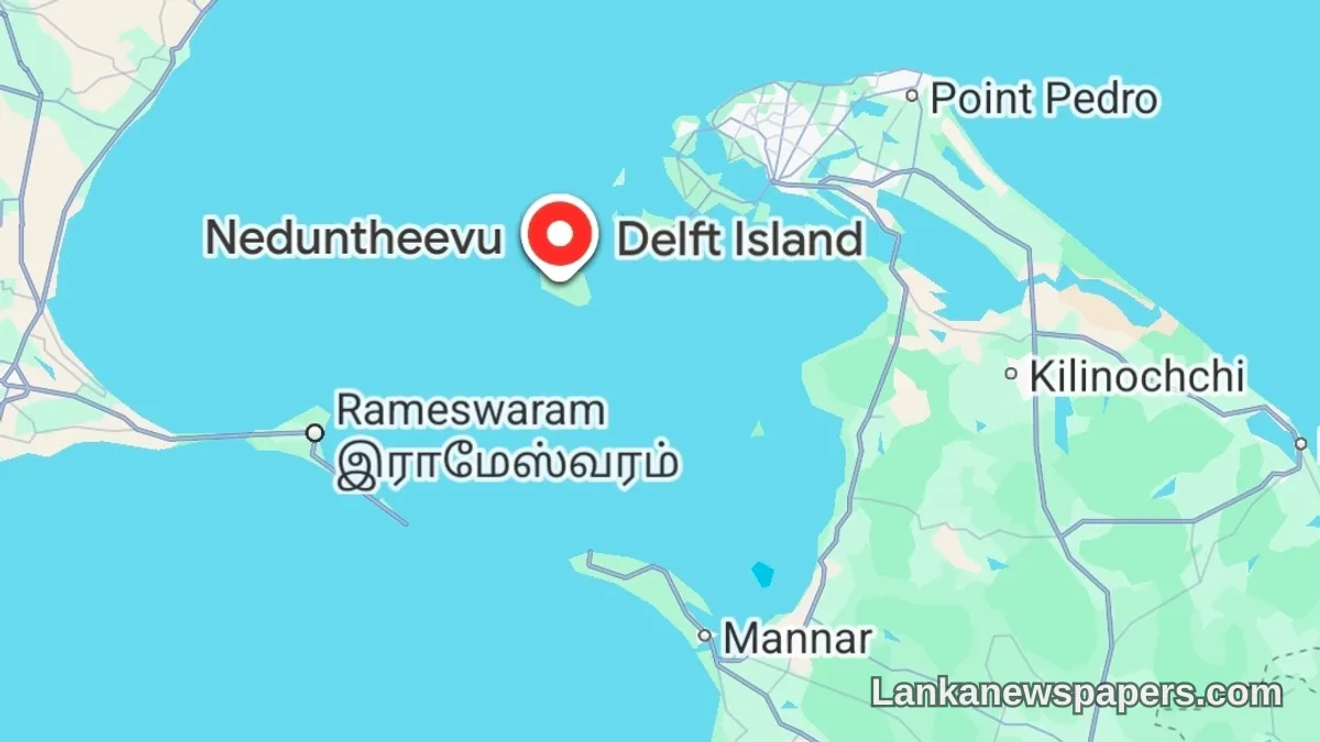Ten Rescued After Boat Accident on Jaffna-Delft Island Route