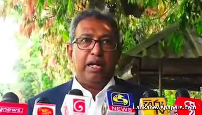එස්.ජේ.බී.යේ හර්ෂ ද සිල්වා අප්‍රේල් මාසයේ සිදු කළ අධික මිළ දී ගෙන ඇති ඉන්ධන ආනයන පිළිබඳ විමර්ශනයක් ඉල්ලා සිටී