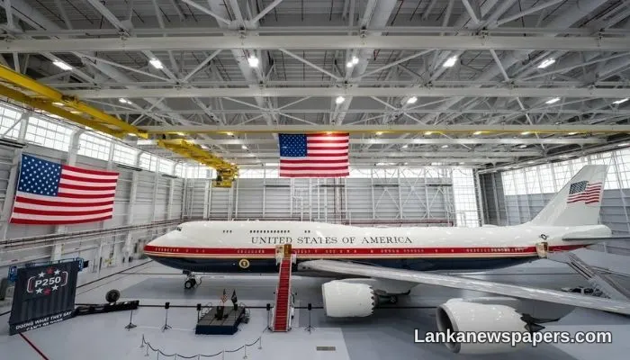 Trump Showcases Qatar's $400 Million Boeing 747-8 Gift as Future Air Force One