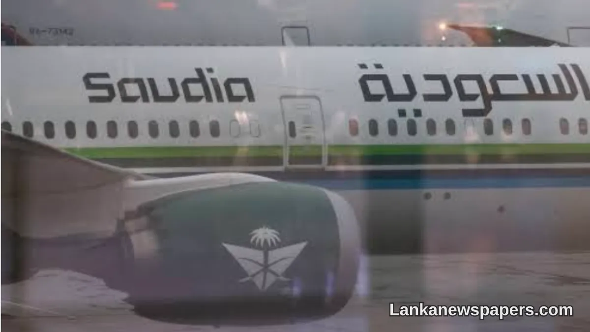 රියාද් හි කිං ඛලීද් ජාත්‍යන්තර ගුවන්තොටුපොළේ සිදුවීමකින් සෞදියා ගුවන් නියමුවෙකු මිය යයි