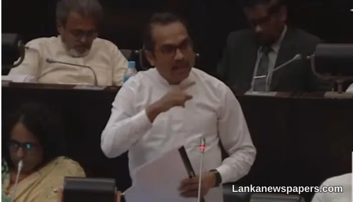 දශක ගණනාවක් පුරා පැවති දූෂණය DMT බලපත්‍ර තදබදයට හේතුව බව ඇමැති රත්නායක හෙළිකරයි