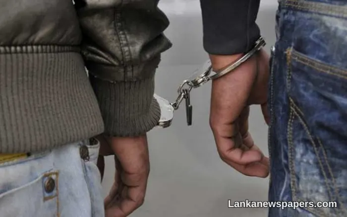 Kadugannawa Police Arrest Two Youths Over Viral Road Rage Incident in Mawanella