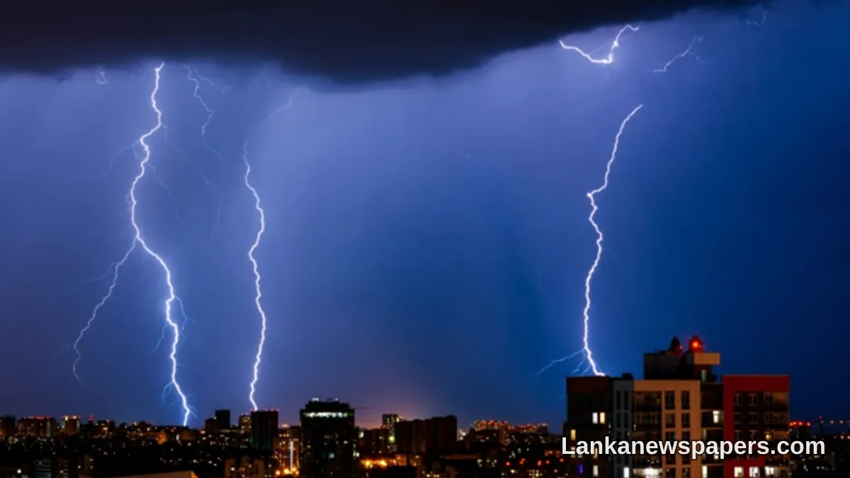 දිස්ත්‍රික්ක 21ක් සඳහා දරුණු අකුණු අනතුරු ඇඟවීමක් නිකුත් කිරීමට කාලගුණ විද්‍යා දෙපාර්තමේන්තුව කටයුතු කරයි