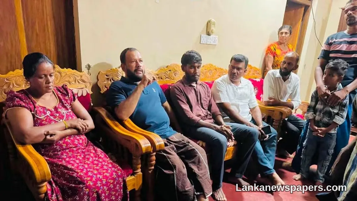 Rishad Bathiudeen Visits Family of Sri Lankan on Death Row in Saudi Arabia, Vows to Petition King