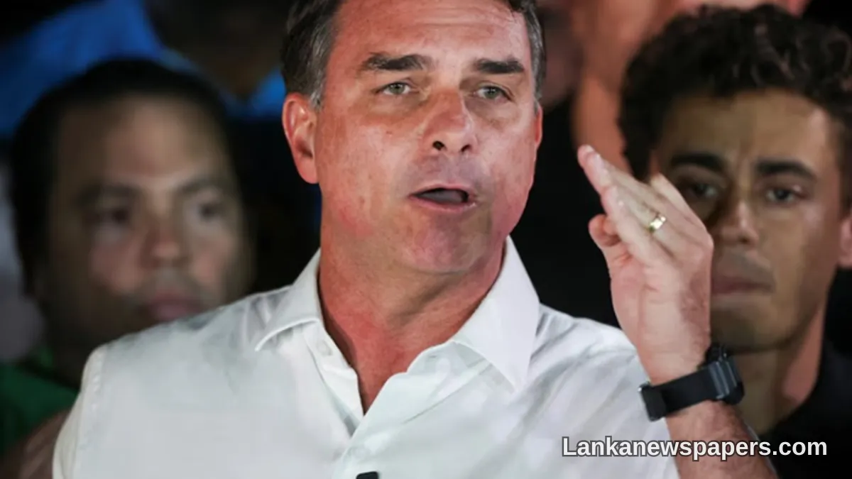 Brazilian Senator Flávio Bolsonaro Flees to United States Following Electoral Defeat, Sources Reveal