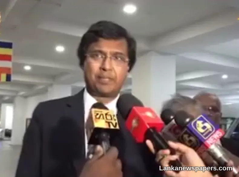 අධිකරණ අමාත්‍යාංශය සමඟ සාකච්ඡාවලට අනතුරුව නීතිඥ සංගමය ජනාධිපතිවරයාගේ ඇසුරු පතයි
