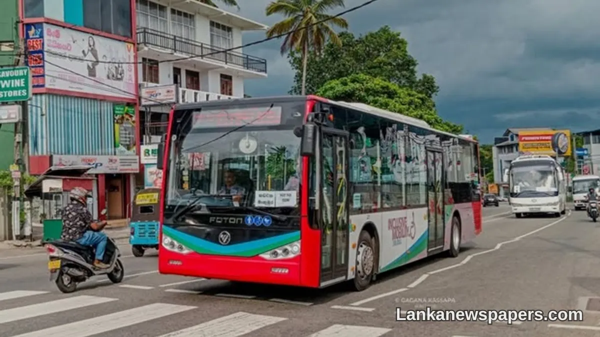 Police Probe Claims That Private Bus Drivers Are Intentionally Ramming Metro Buses
