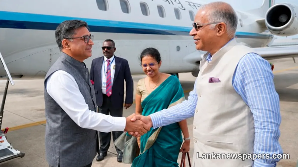ද්විපාර්ශ්වික සබඳතා තහවුරු කිරීමට ඉන්දියාවේ විදේශ ලේකම් වික්රම් මිශ්‍රි කොළඹට පැමිණෙයි