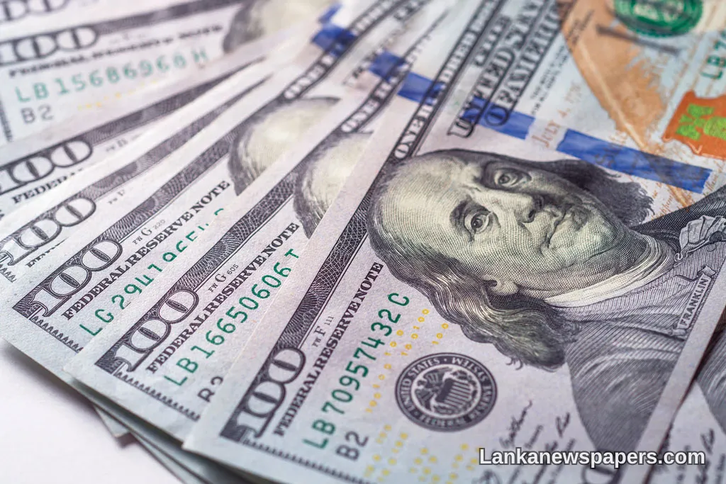 Rupee Weakens Further Against Dollar as Buying and Selling Rates Rise Across Major Banks