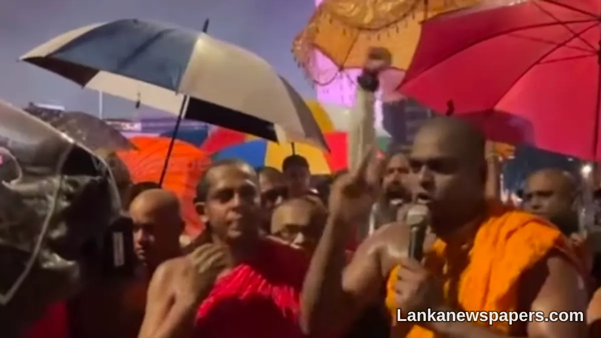 Buddhist Monks Hold Firm at Presidential Secretariat After Negotiations Break Down