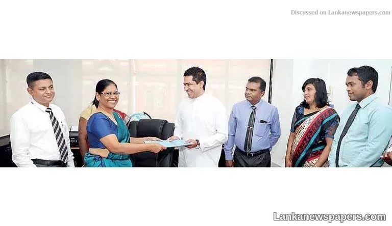 Sujeewa urges incentive payments for Import & Export Dept.