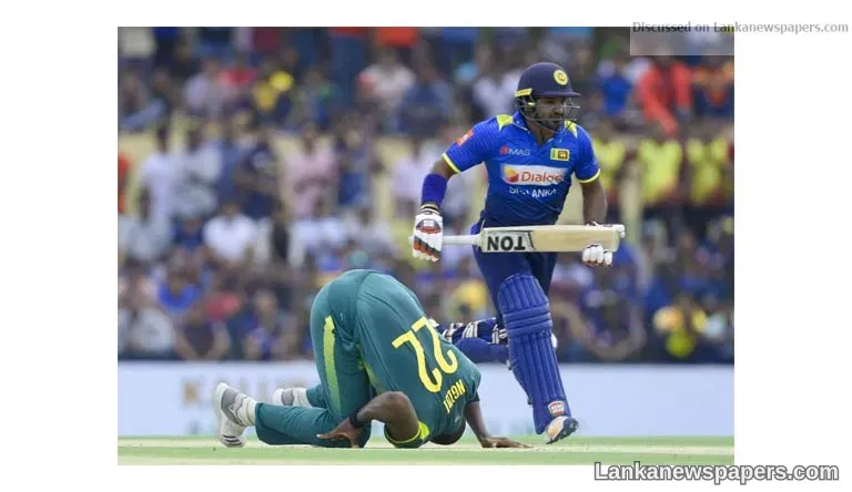 Rabada, Shamsi set up South Africa's five-wicket win