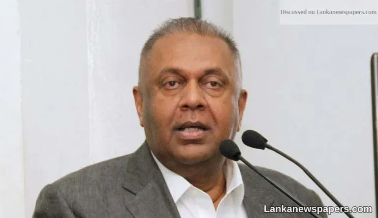 Mangala expresses regrets to train commuters