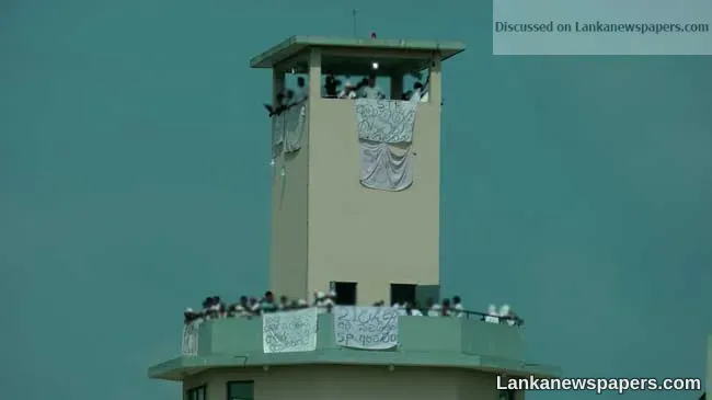 Angunukolapelessa prison inmates call off protest