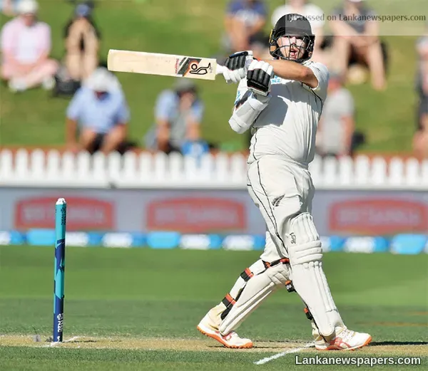 Latham ton puts New Zealand in charge of first Sri Lanka Test