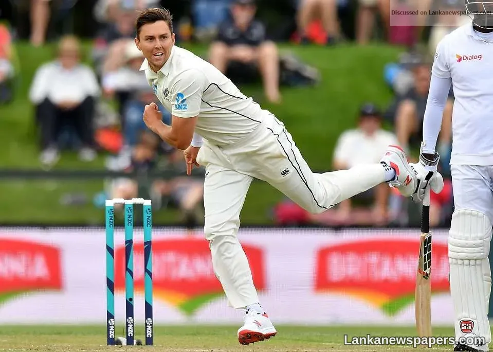 Brilliant Boult 'in the groove' as New Zealand take full control