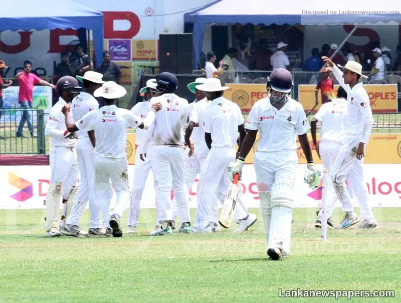Battle of the Maroons