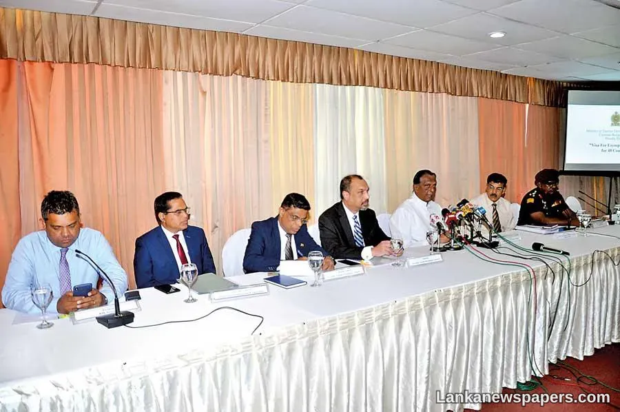 Tourism Minister to meet Russian envoy over travel advisory