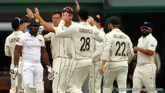 Kiwi quicks take 4 as rain strikes again
