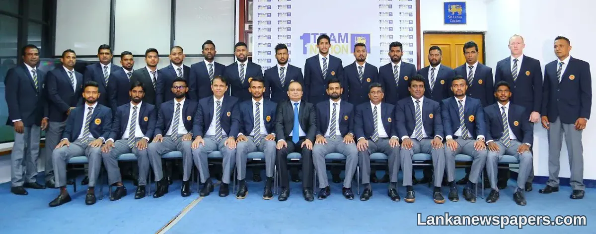 Sri Lanka squad leave for Pakistan despite security concerns