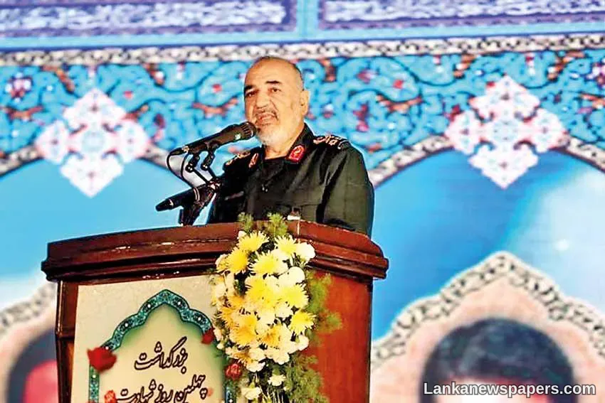 US warships will be destroyed if they threaten Iran: Guards Chief