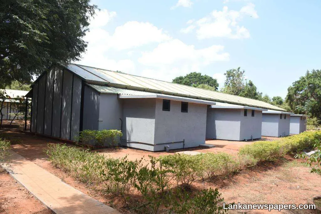 27 staffers of Ragama & Welisara Hospitals sent to quarantine centre