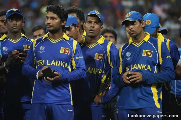 Who smoked 50 odd cigarettes inside dressing room during World Cup finals?