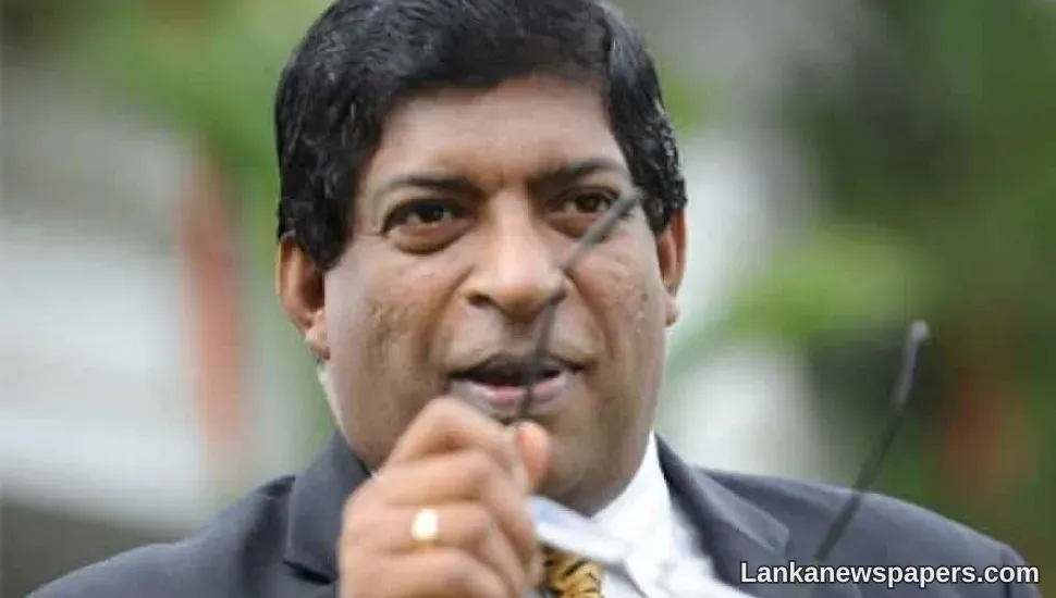 LNP - Ravi Karunanayake appears before CID