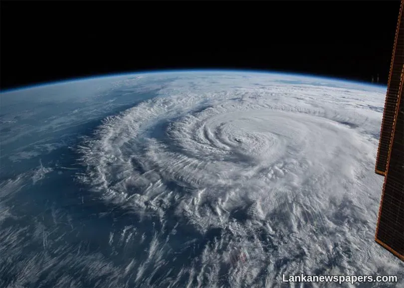 LNP - Spectacular images of Earth from space