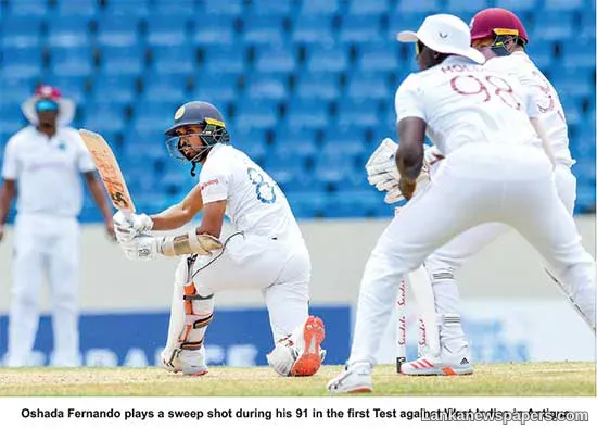 LNP - Sri Lanka fight back in first Test against West Indies