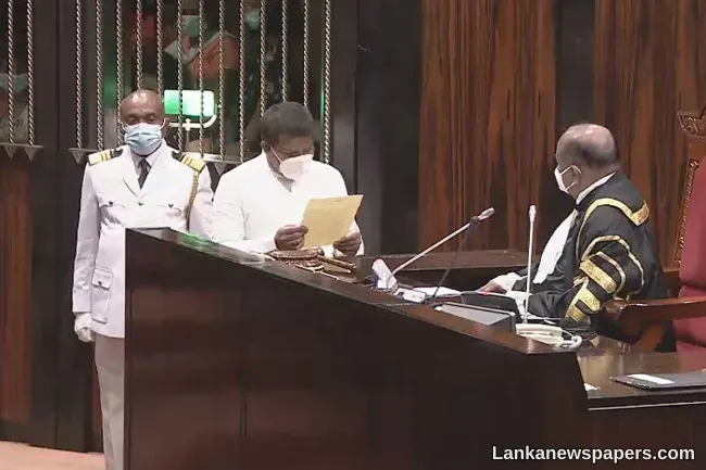 LNP - Ajith Mannapperuma sworn in as a MP