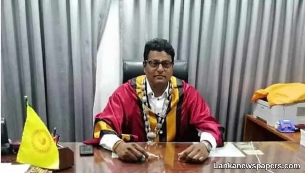 LNP - Mayor of Jaffna under arrest