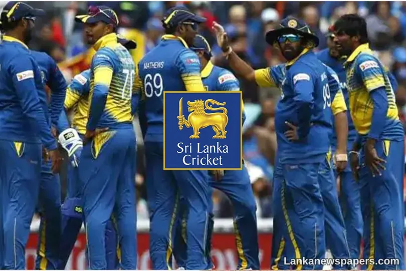 LNP - Cricketers sign tour contracts for India series