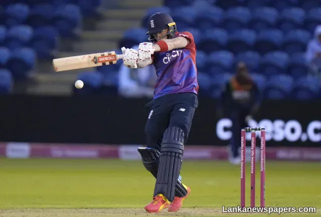 LNP - England beat Sri Lanka by five wickets in second T20