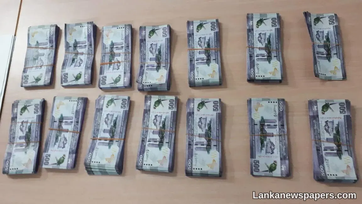 LNP - Rs. 500 counterfeit currency notes circulating in several areas; arrested suspects reveal