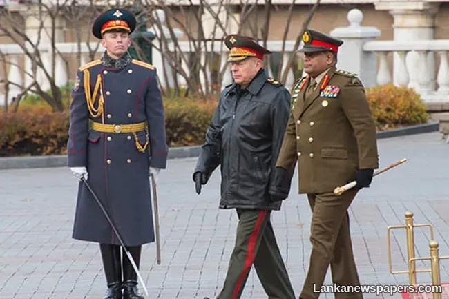 LNP - Moscow Kremlin presents grand military honours to Sri Lankan army chief