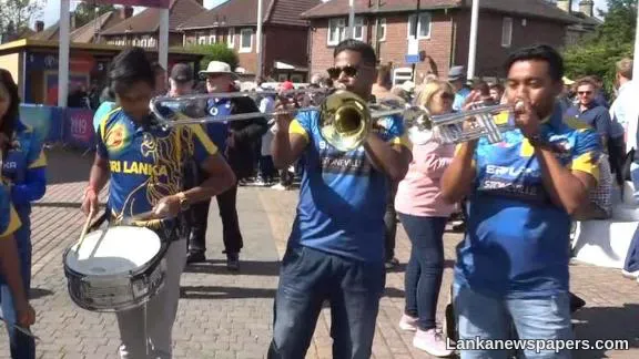 LNP - ICC allows Sri Lanka’s beloved, noisy papare bands play at T20 World Cup in Dubai
