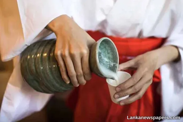 LNP - Once illegal, famous Japanese alcohol Doburoku is making a comeback