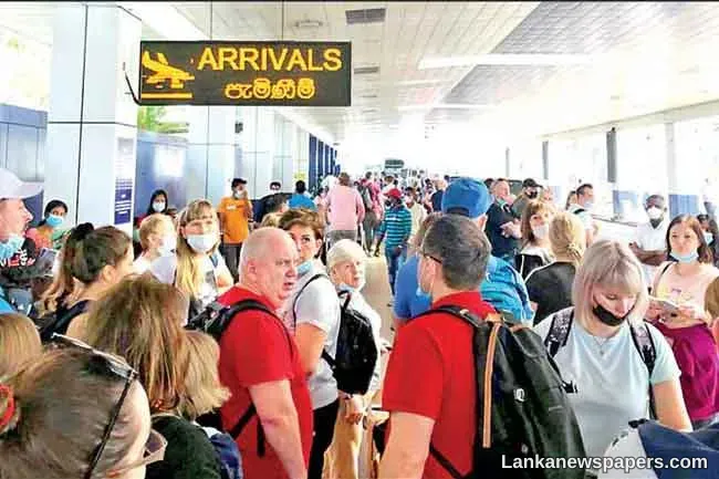 LNP - Sri Lanka earned $3.7 bln from tourist arrivals in six months